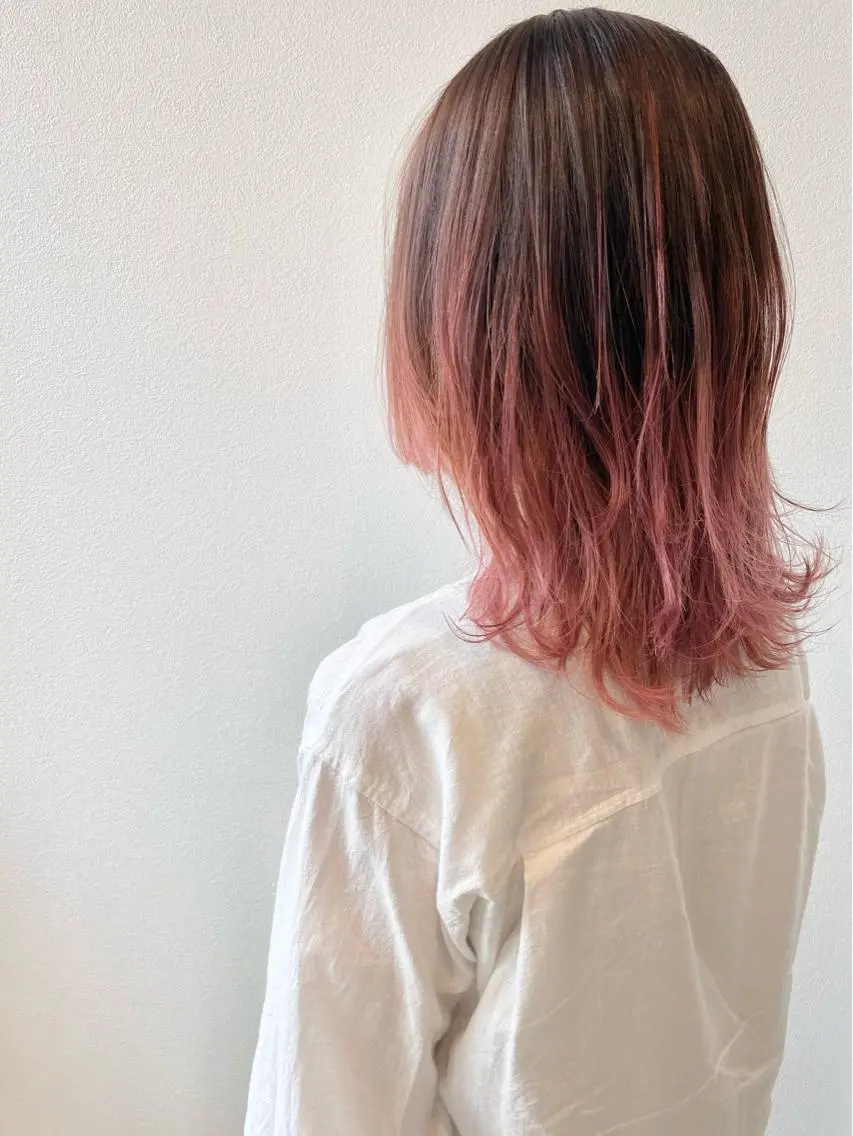 ロング ヘアカラー トリートメント MYRTLE TSUNODAのヘアスタイル