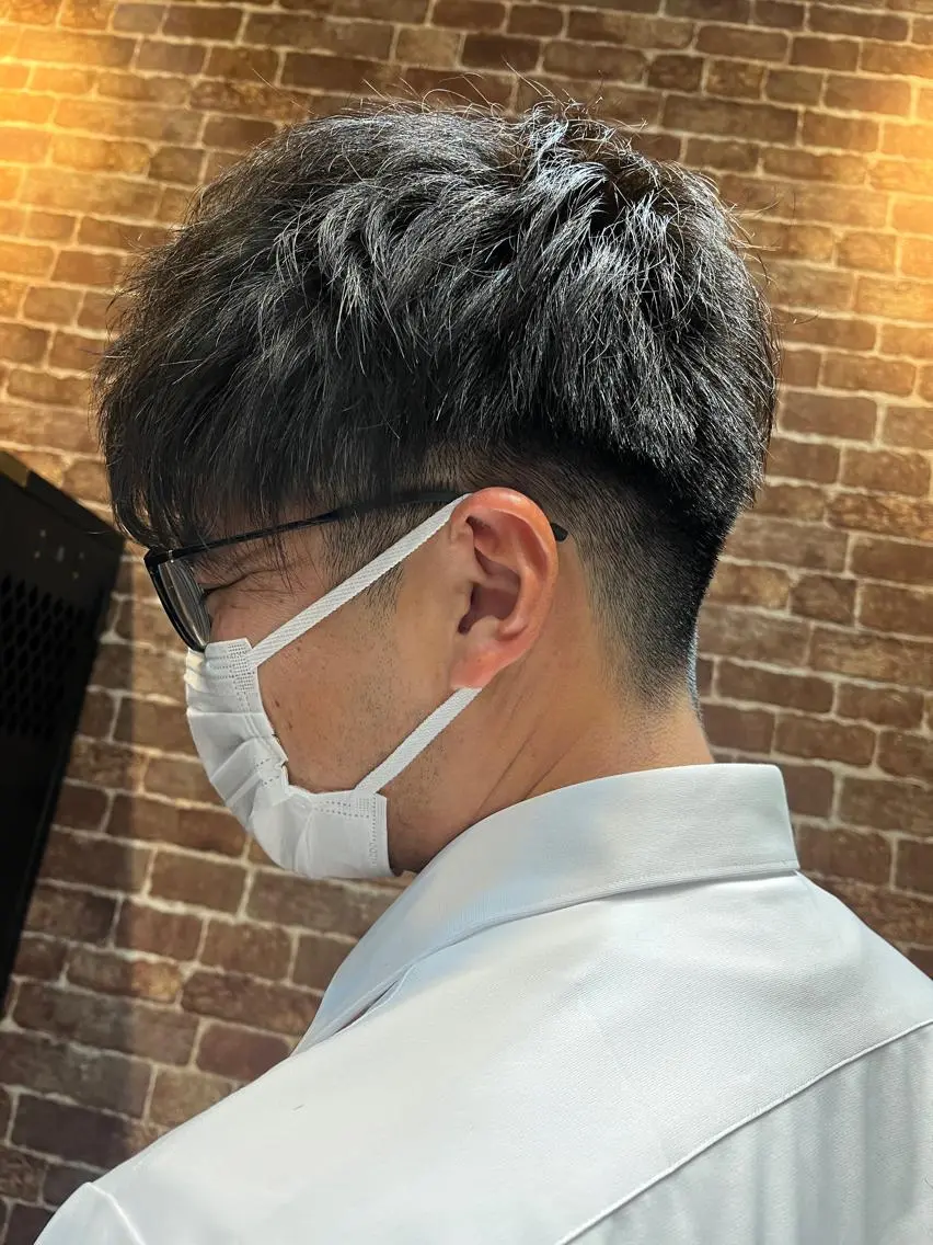 ショート カラー パーマ ヘアアレンジ メンズ キッズ ネイル マツエク・マツパ アイブロウ メンズブリーチ メンズハイライト メンズインナーカラー メンズ韓国風 ブリーチ 久木原 ゆりのヘアスタイル