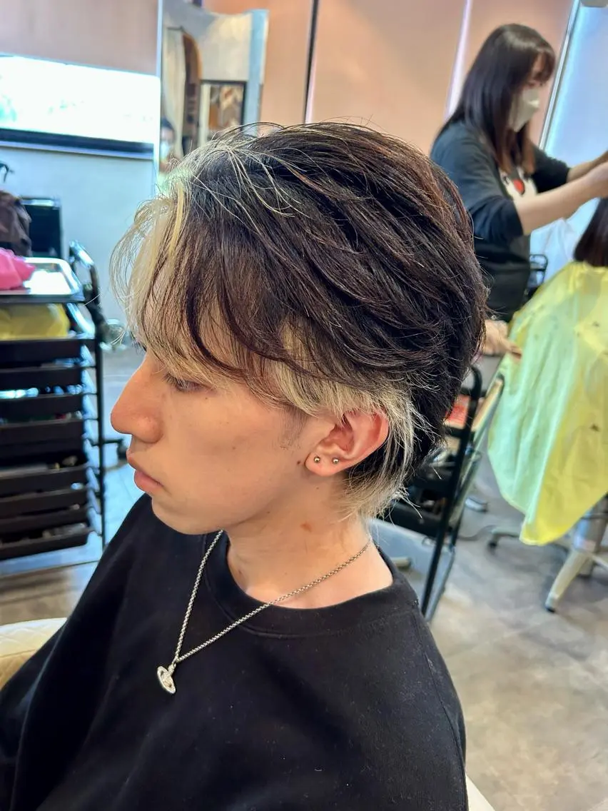 カラー メンズ ヘアカラー stylist 静音「LEON」のヘアスタイル