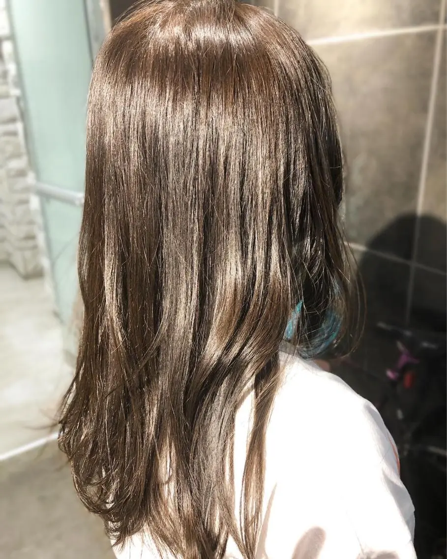 セミロング カラー ヘアアレンジ アッシュ ベージュカラー カット ヘアカラー トリートメント メンズ特化✂️栗原 侑也のヘアスタイル