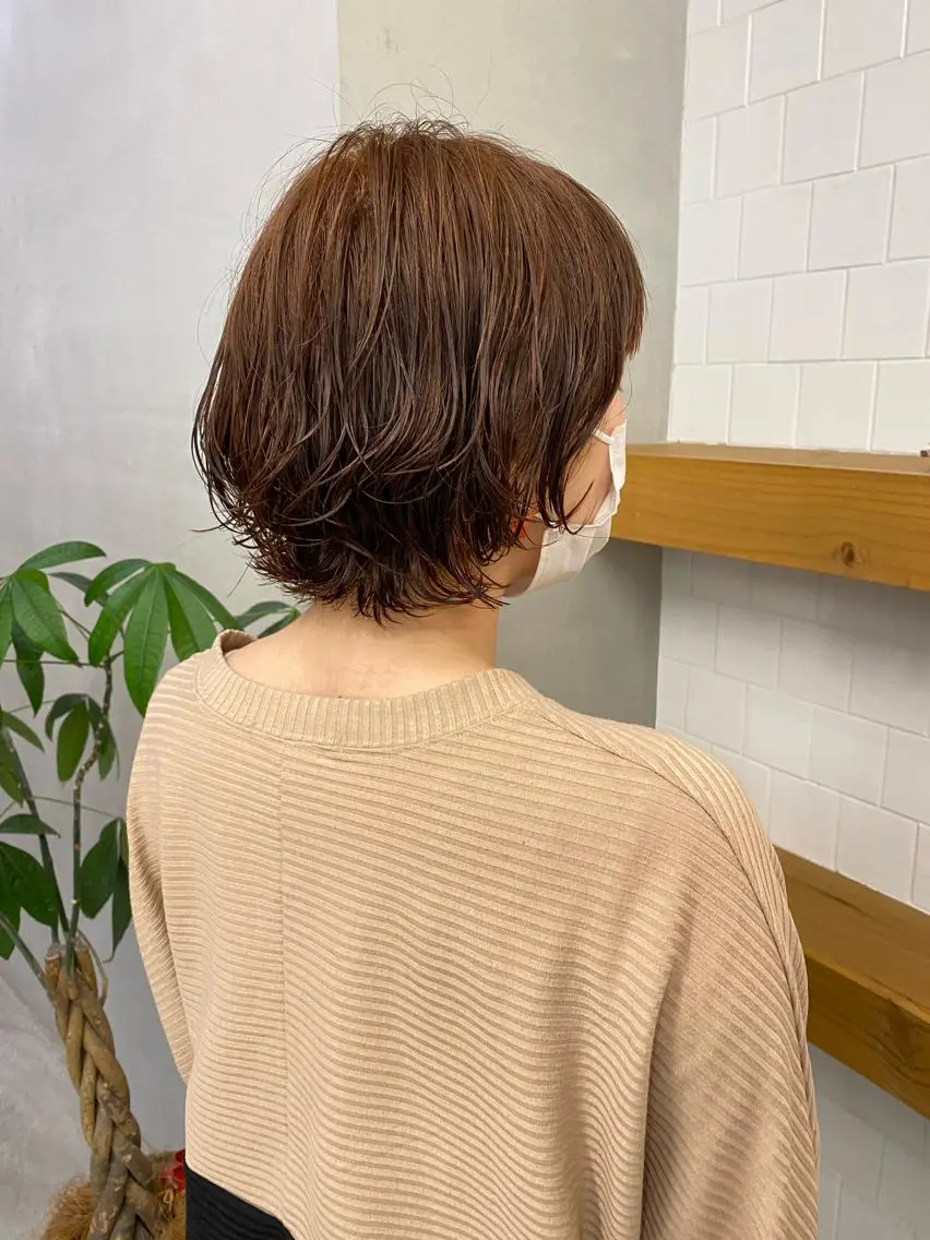 ショート カラー パーマ ショートヘア 、 、のヘアスタイル