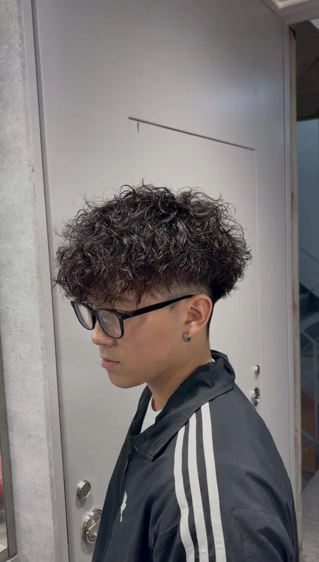 カラー トレンドメンズヘア 🦅BLUCK札幌のヘアスタイル