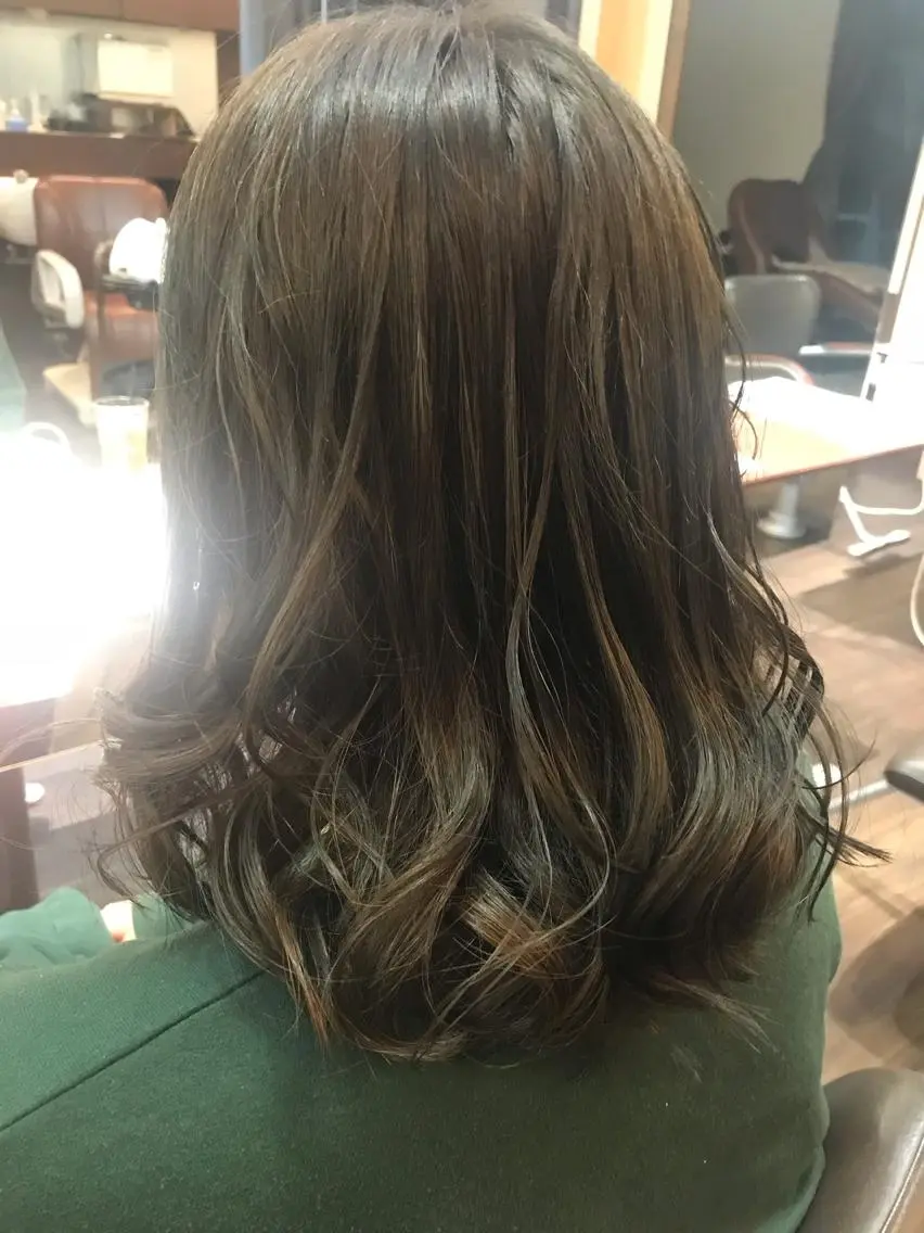 ミディアム カラー アッシュ 西川 佑樹のヘアスタイル