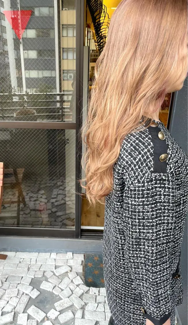 ロング 美髪矯正・レイヤー 倉友哉のヘアスタイル