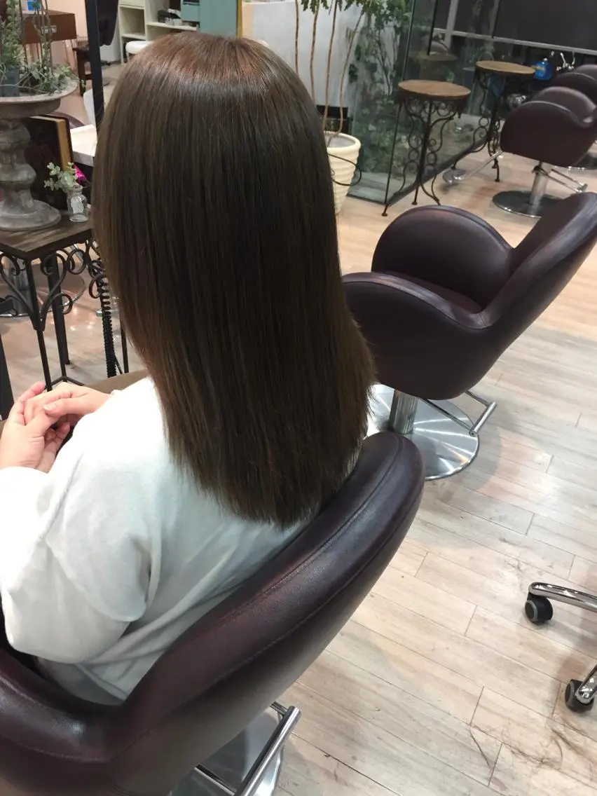 ロング カラー アッシュ ロング カット ヘアカラー トリートメント 菅井 敏樹のヘアスタイル