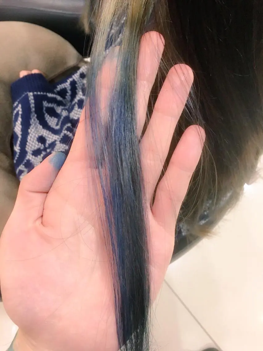 カラー ブルーカラー インナーカラー 永井 大希のヘアスタイル