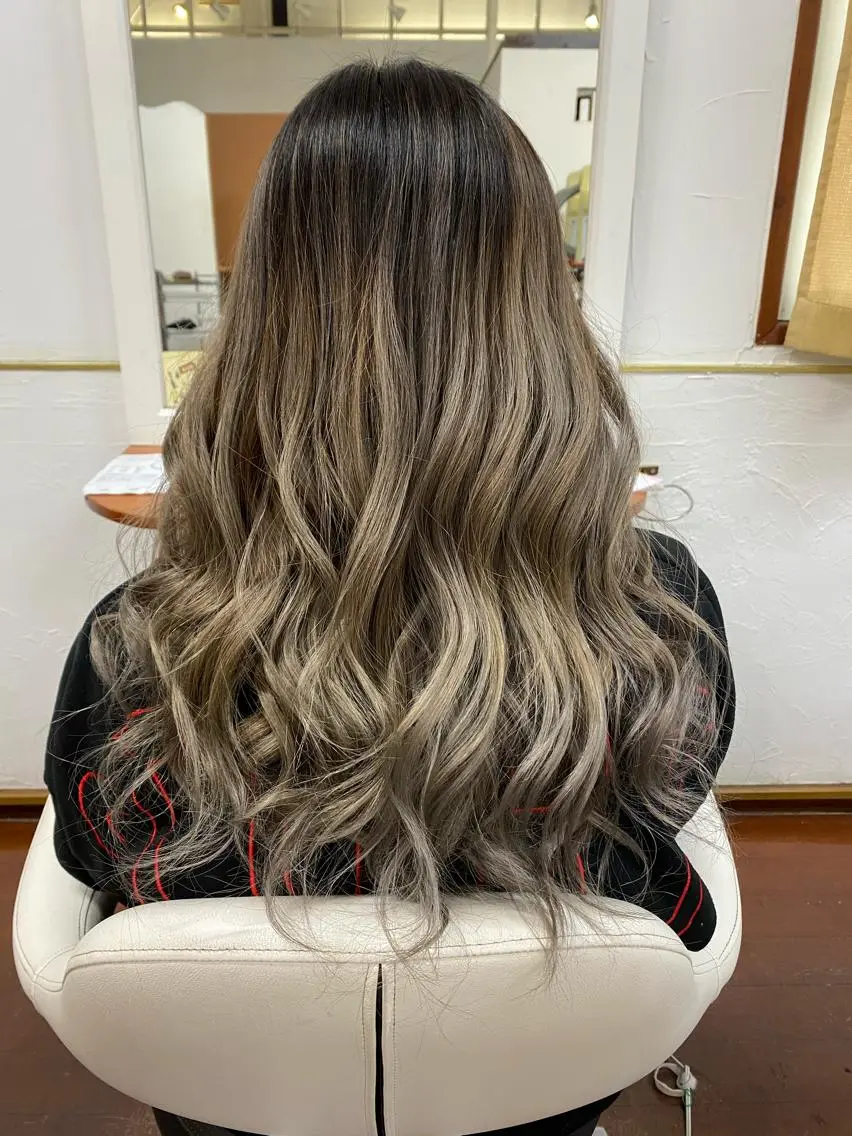 ロング ヘアカラー トリートメント 🔥金山 諒平🔥のヘアスタイル