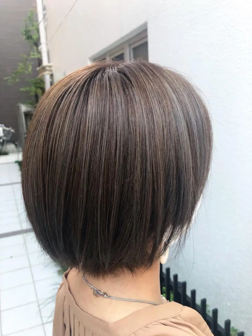 カラー ハイライトカラー 永山 愛莉のヘアスタイル