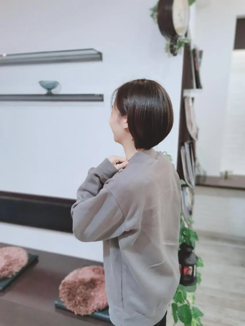 ショート ツヤ髪ケアカラー✨ 中谷良成のヘアスタイル