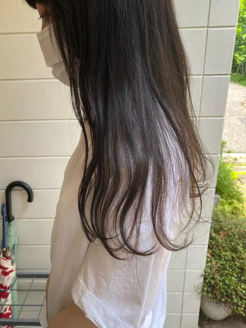 ロング カラー パーマ ヘアアレンジ メンズ キッズ ネイル マツエク・マツパ グレージュ ラベンダーカラー ラベンダーグレージュ ラベンダーグレー インナーカラー/ KANAのヘアスタイル
