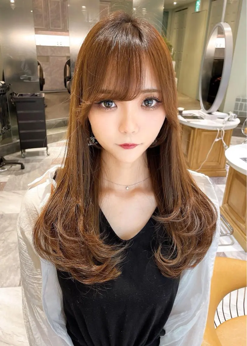 ミディアム カラー ベージュカラー 黒髪 ブリーチ ブルーカラー ブルーブラック カット ヘアカラー トリートメント 木屋元一/透明感 /前髪/レイヤーのヘアスタイル