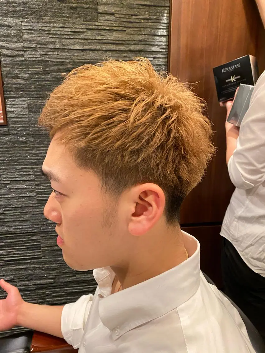 ショート メンズ ツーブロック 刈り上げ 土井 康永のヘアスタイル