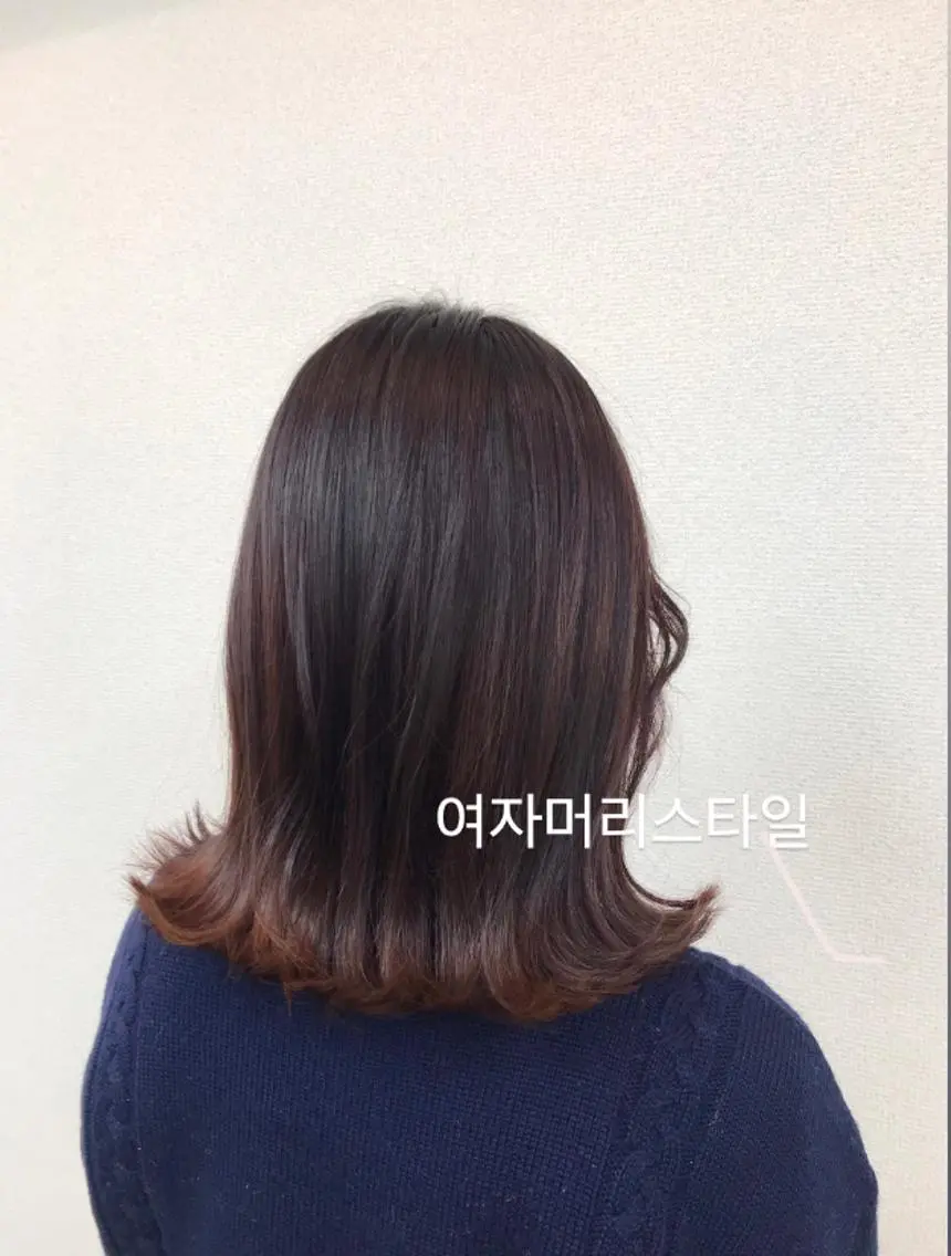 ミディアム もりたみかこ 美容師お休み中のヘアスタイル