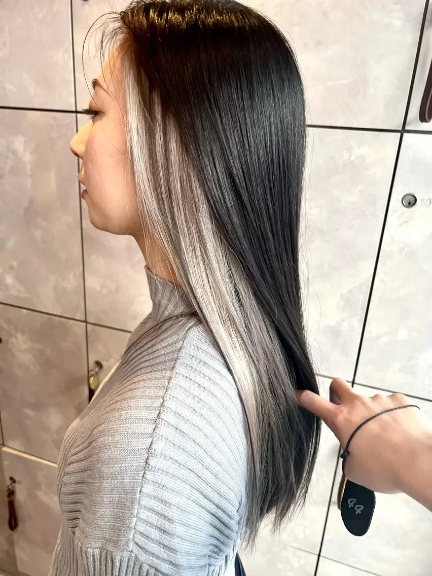 セミロング カラー ヘアアレンジ ヘアカラー トリートメント ヘッドスパ ヘアセット 🌈インナーカラー ‘ショウマ’🌈のヘアスタイル