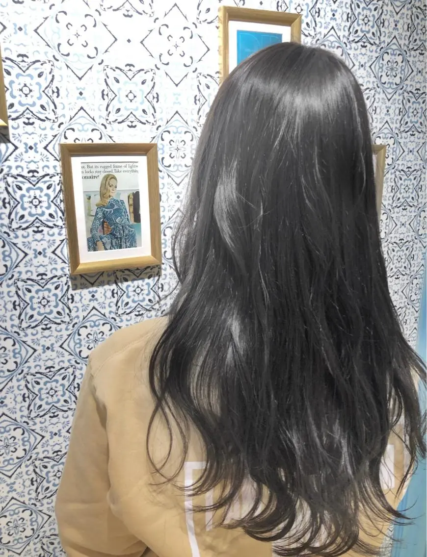 ロング 髪質改善 縮毛の達人 矢井由真のヘアスタイル