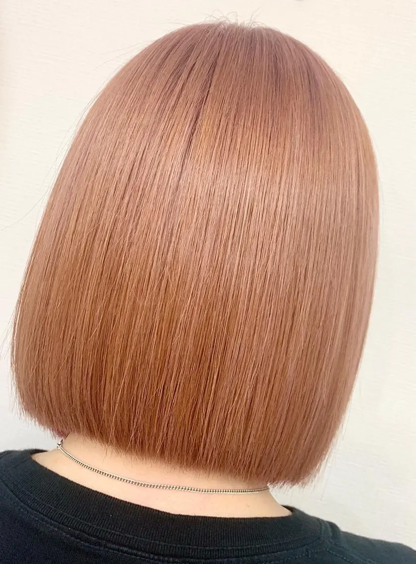 ショート カラー 透明感カラー デザインカット カット ヘアカラー 🌈ハク ユヒのヘアスタイル