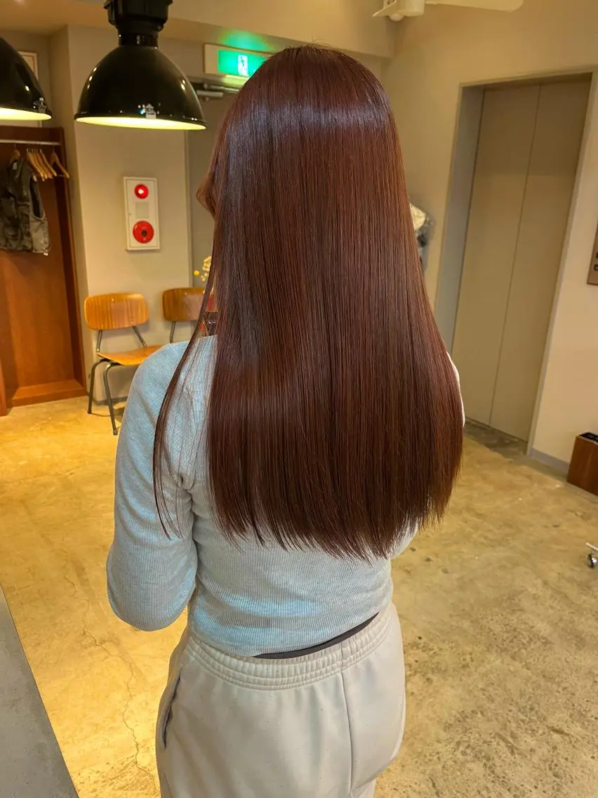 ミディアム カラー ブリーチ ブリーチなしカラー カット ヘアカラー トリートメント 🩷ハイトーン透明感 レイヤー🩷ユリカのヘアスタイル