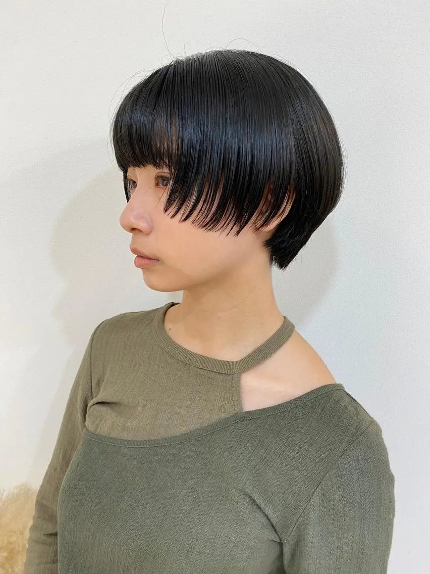 ショート カラー ブリーチ ケアブリーチ ダブルカラー ハイライトカラー イルミナカラー 中北篤志 ショートボブのヘアスタイル