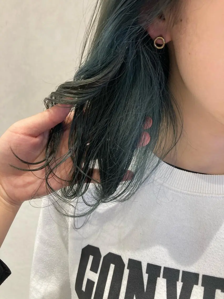 セミロング カラー オリーブカラー nono/パーマ /顔まわりカット🐈のヘアスタイル