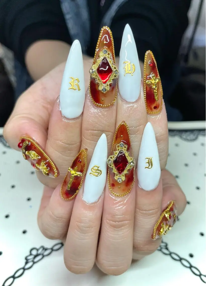 ネイル 赤色 nailist cocoのネイルデザイン