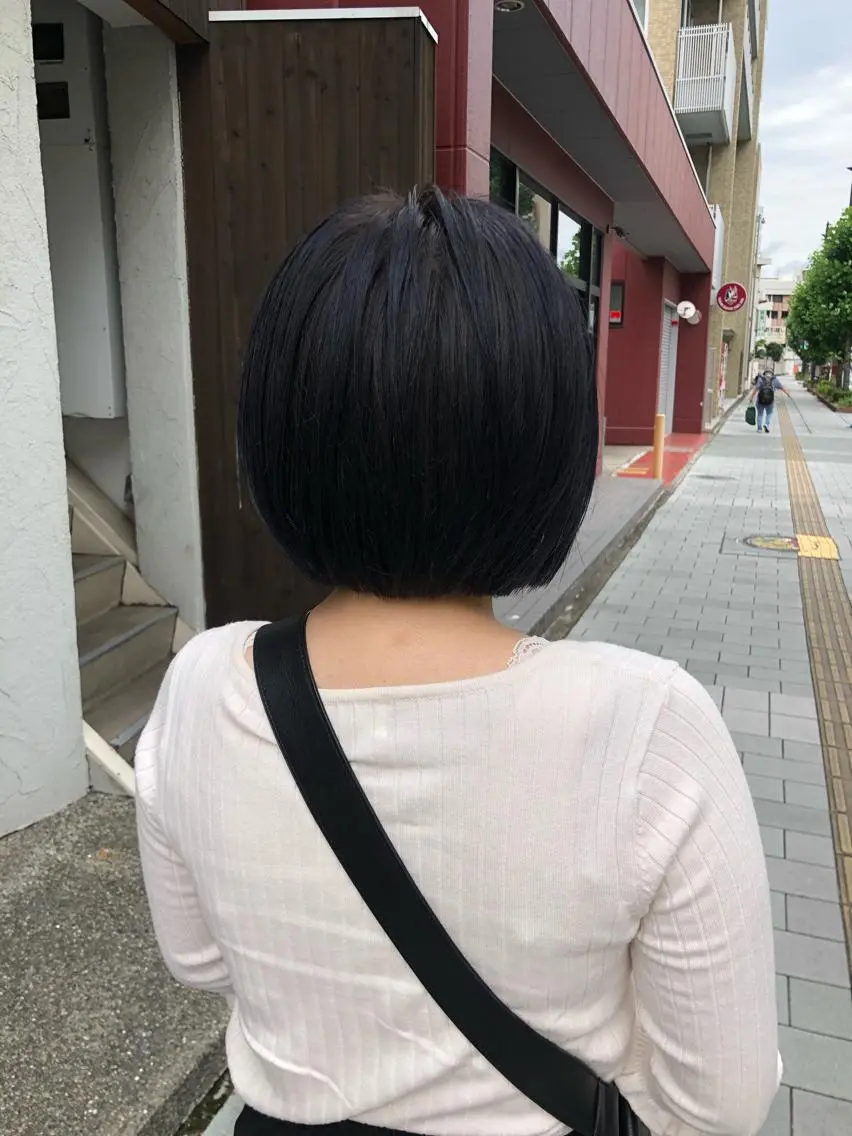 ショート カット ヘアカラー 國次 夕貴のヘアスタイル