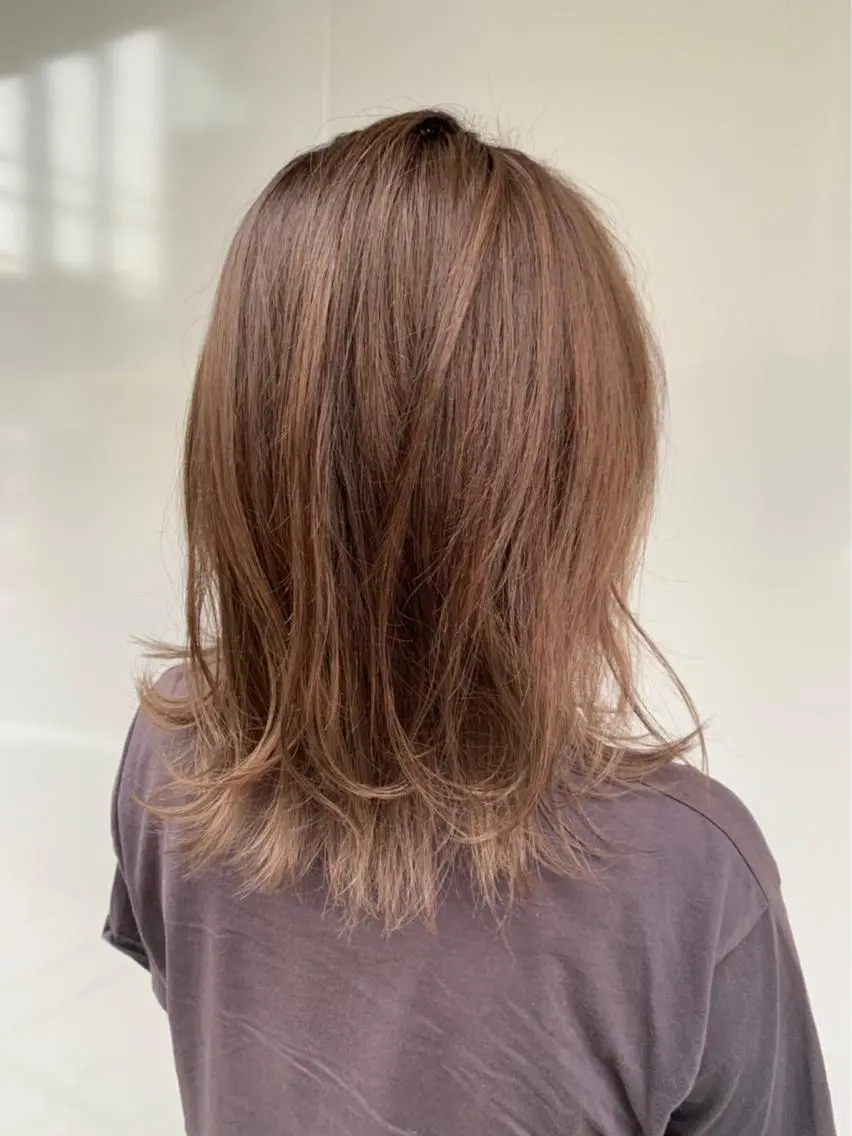 ミディアム カラー 東 みのりのヘアスタイル