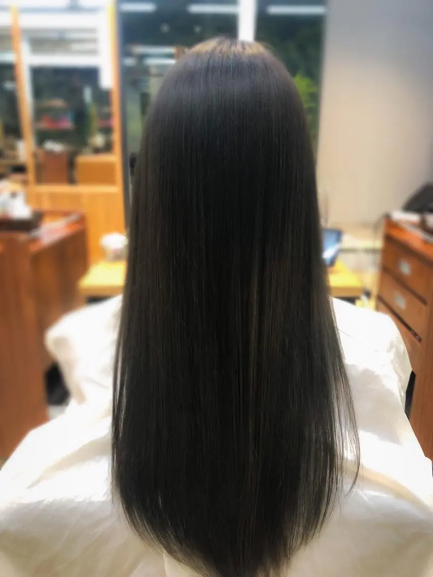 ロング カラー オリーブグレー 篠宮 杏珠のマツエク・マツパデザイン