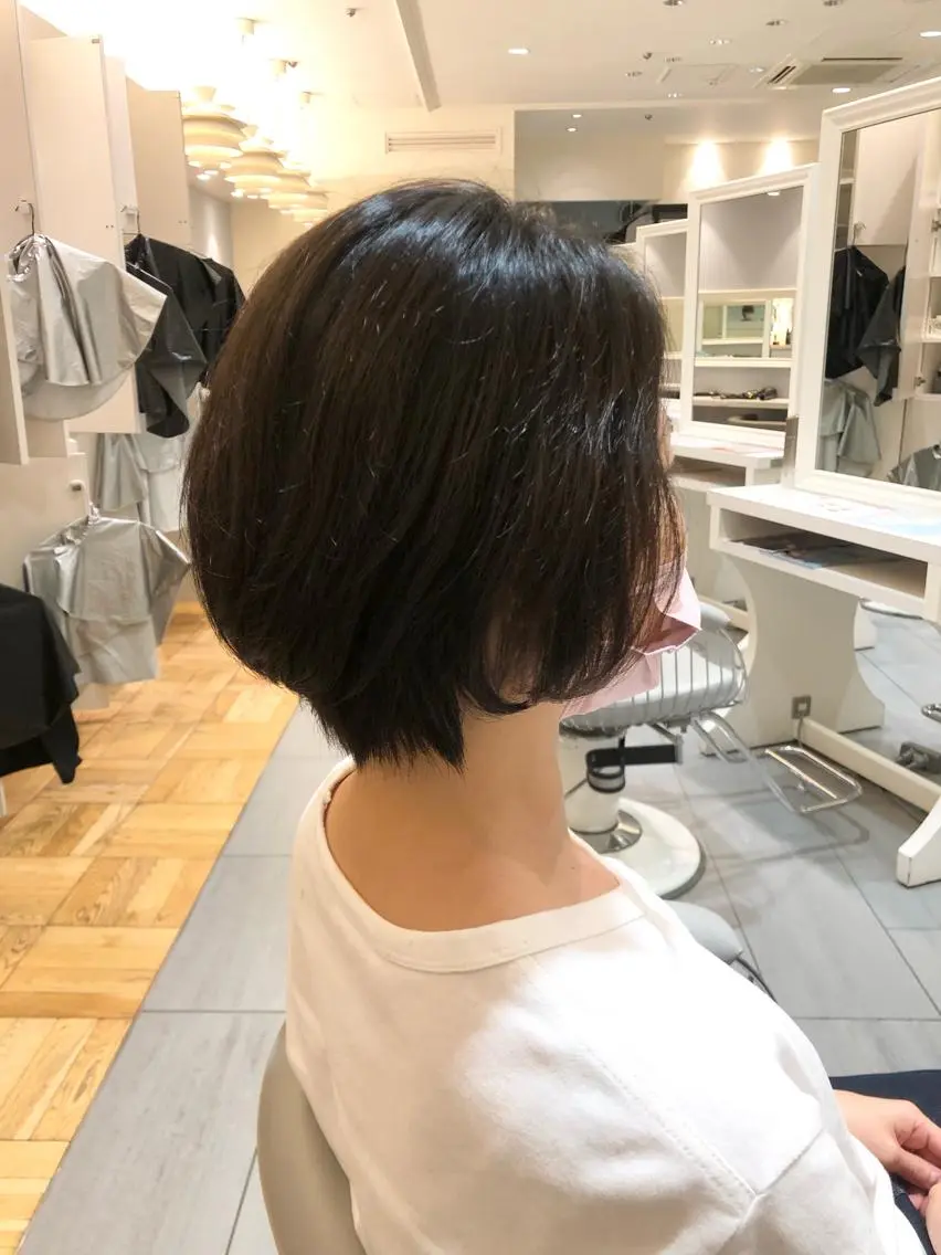 ショート カラー パーマ ヘアアレンジ 阪上 沙織のヘアスタイル