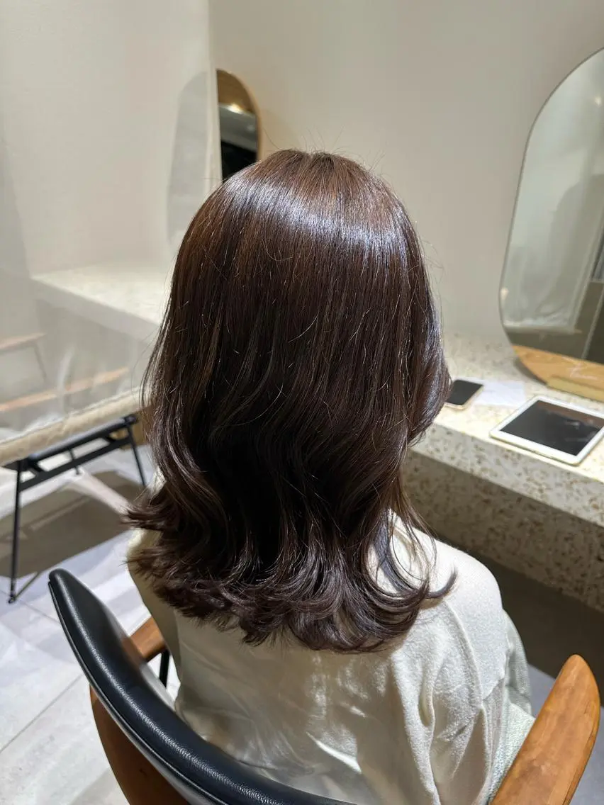 ロング カラー アッシュ ブラウンカラー カット ヘアカラー トリートメント 和田 あおいのヘアスタイル