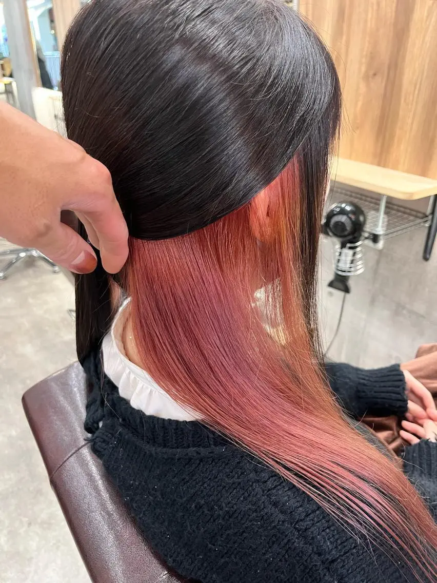 ロング カラー バレイヤージュ ブリーチ ケアブリーチ ダブルカラー イヤリングカラー ヘアカラー hair salon mementoのヘアスタイル