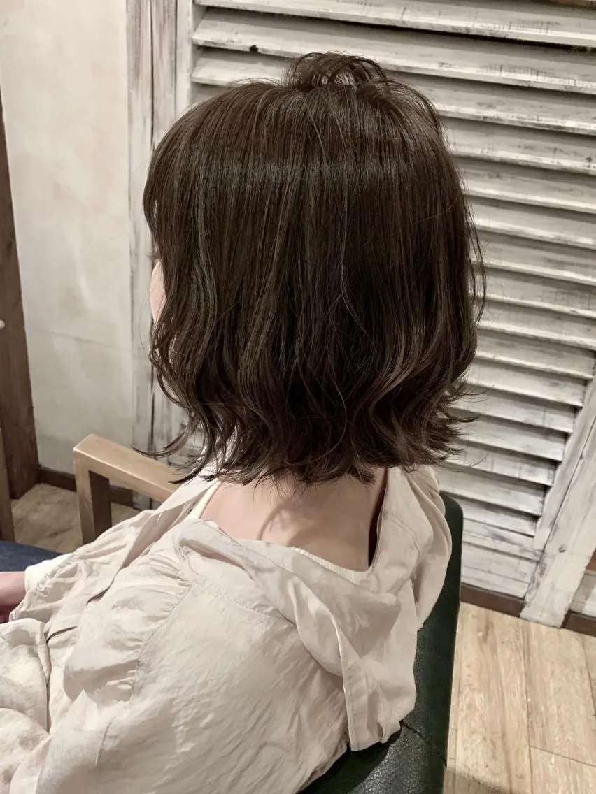 ミディアム カラー アッシュ ブリーチ グレージュ ハイライトカラー イルミナカラー 田村和範/似合わせ カラー/髪質改善のヘアスタイル