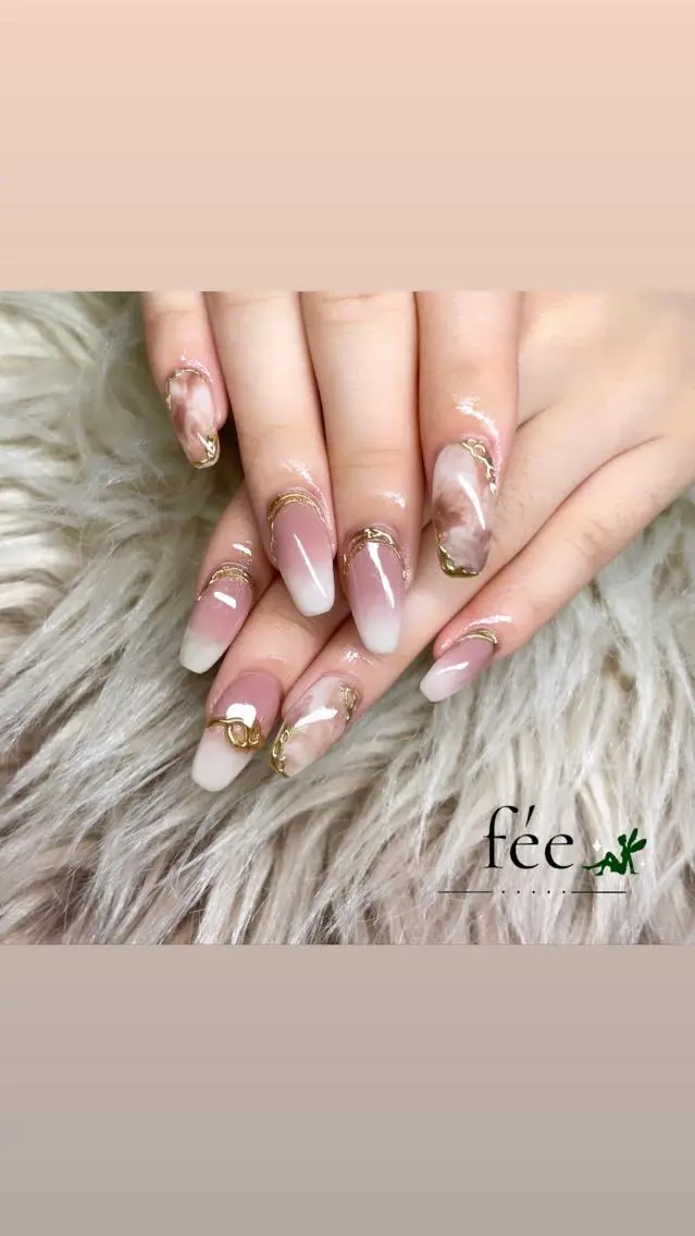 ネイル フットネイル ジェルネイル マグネットネイル ミラーネイル パラジェル ハンドネイル nail salon fee(フィー)のネイルデザイン
