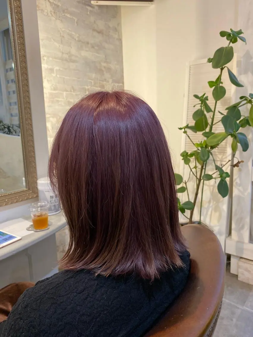 カラー ブリーチ オレンジ ピンクカラー 福嶋 愛のヘアスタイル
