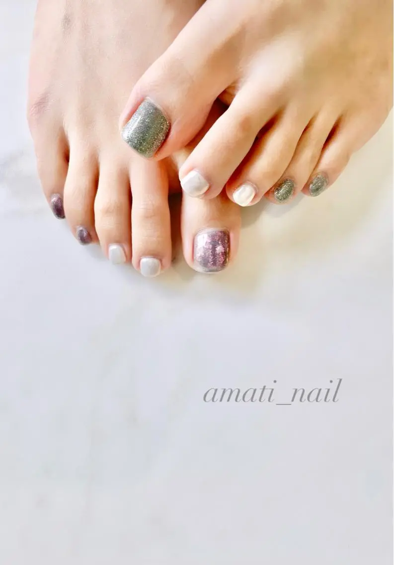 ネイル フットネイル ジェルネイル グラデーション マグネットネイル ミラーネイル フットネイル amati_nail TAKAKOのネイルデザイン