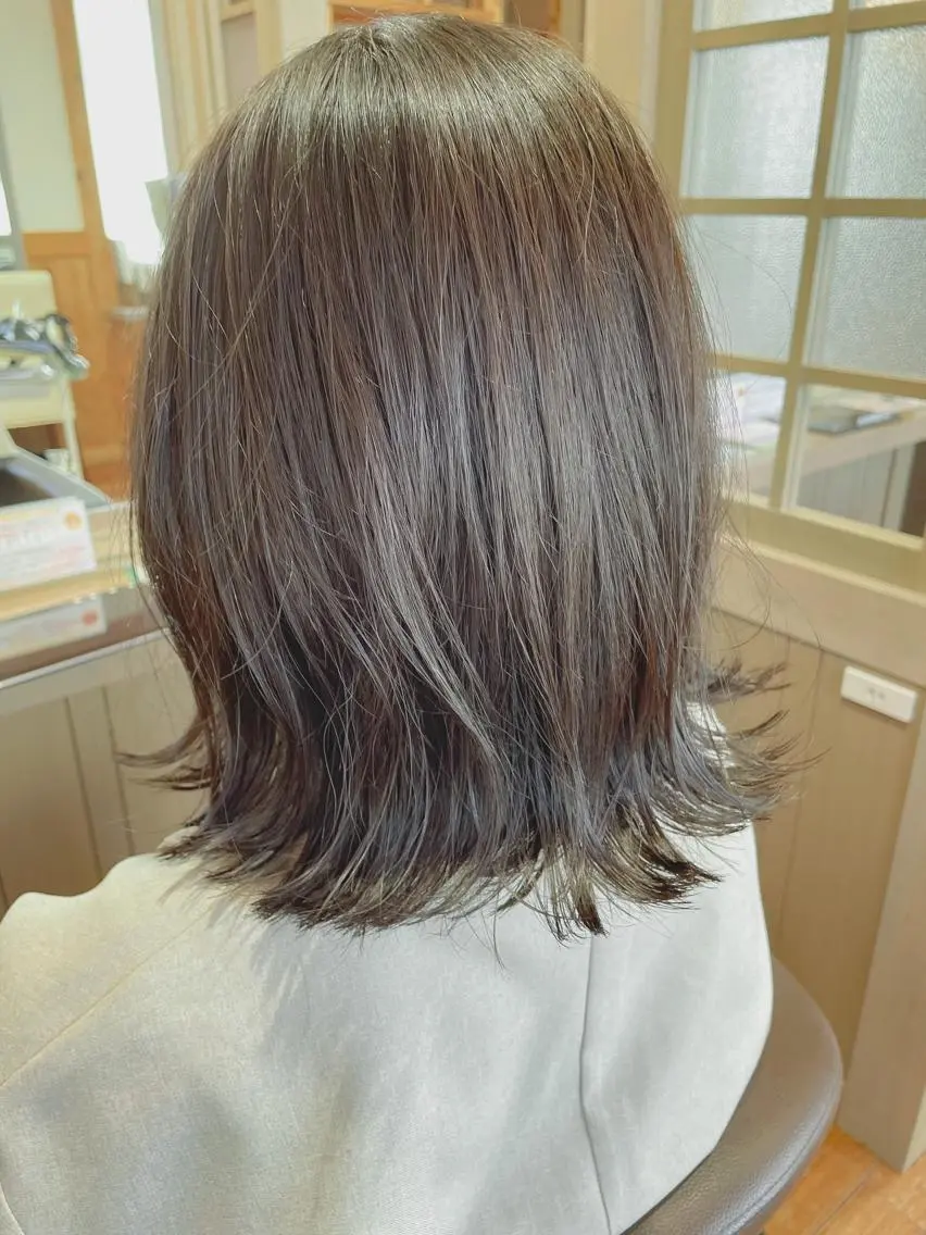 ミディアム カラー ブラウンカラー オリーブブラウン 吉田 浩太郎のヘアスタイル