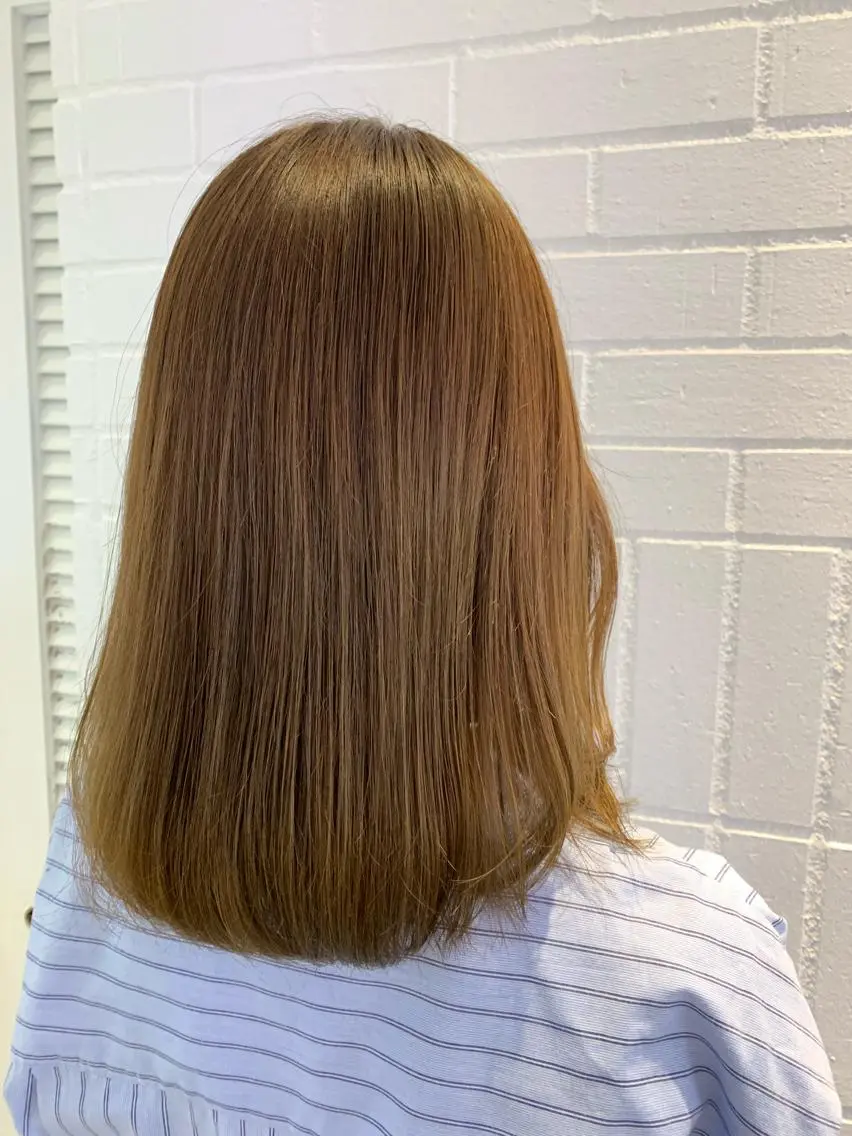セミロング カラー ブリーチ ブリーチなしカラー レイヤー🩵透明感 ೀユイ🌙のヘアスタイル