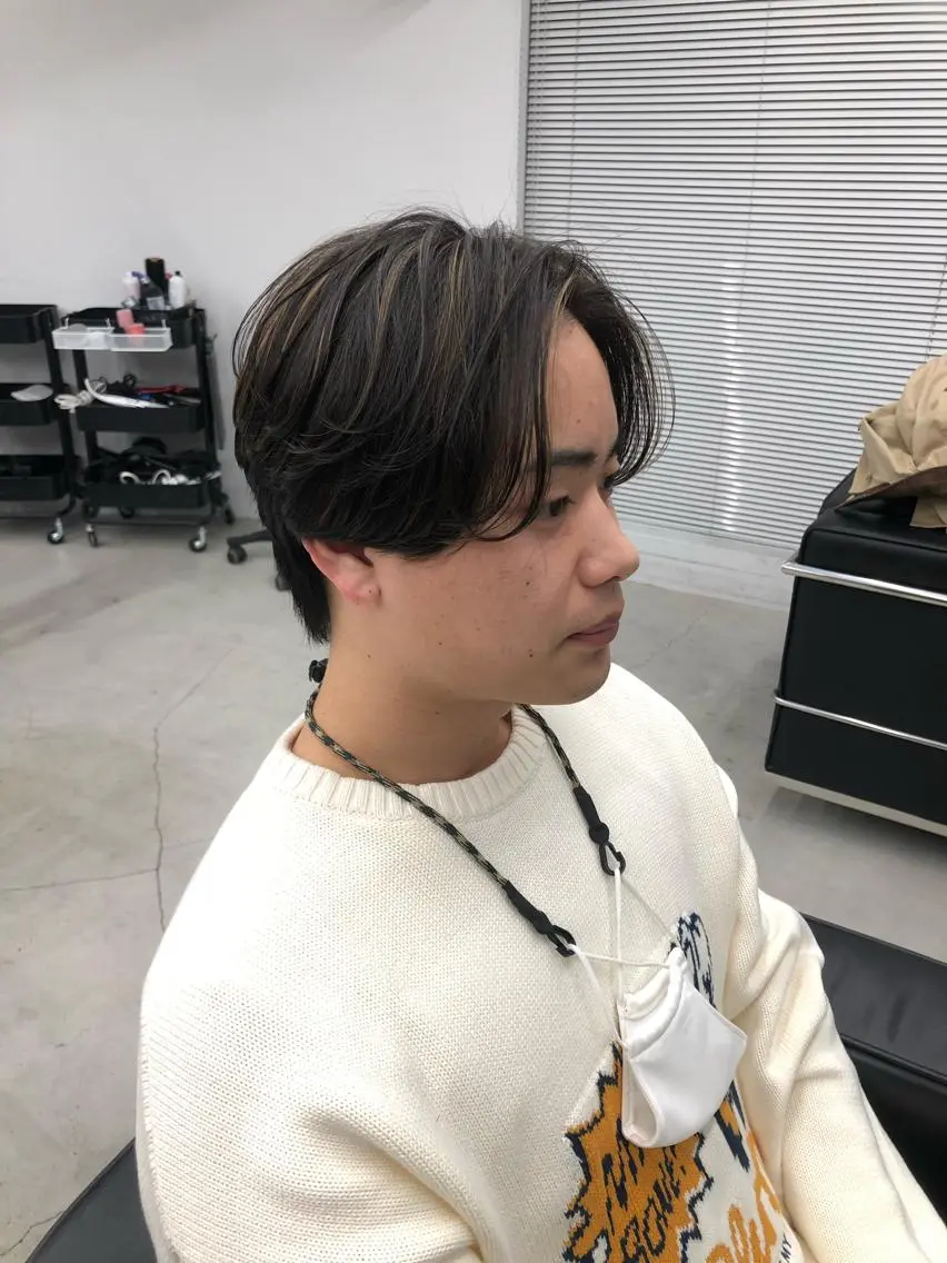 ショート カラー メンズ センターパート メンズハイライト ハイライトカラー ハイライト 🌼渋谷韓国レイヤー 桑尾幸奈🌼のヘアスタイル