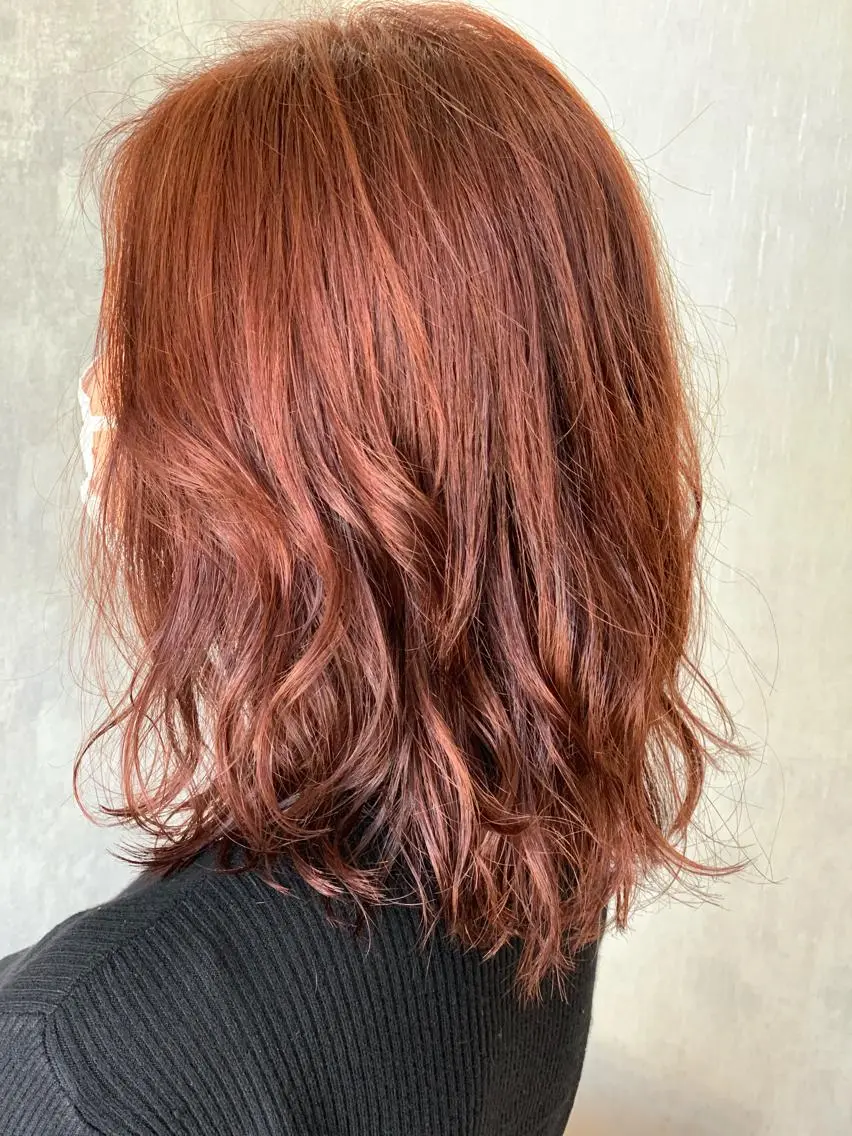ミディアム カラー ピンクカラー ヘアカラー トリートメント LUXBE LUCEのヘアスタイル