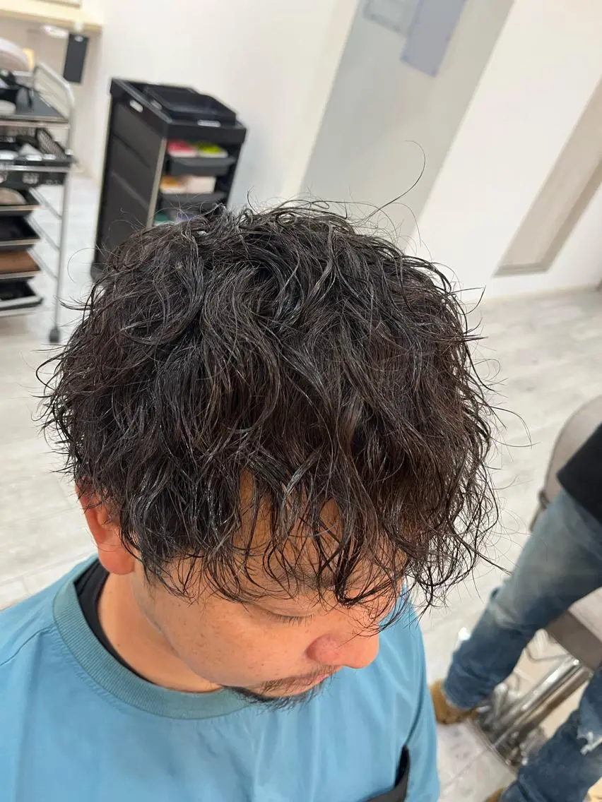 パーマ メンズ メンズパーマ ツイストスパイラルパーマ スパイラルパーマ 田中 大輝のヘアスタイル