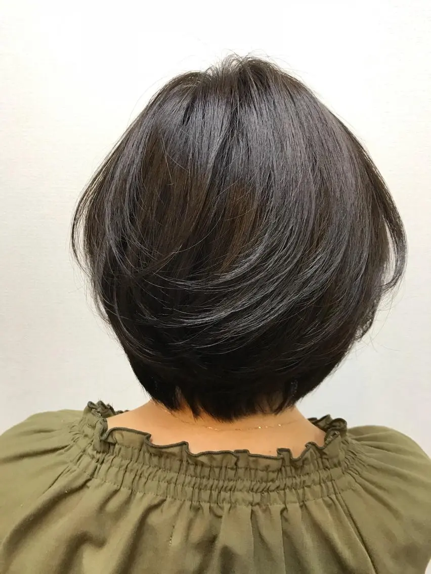ショート カラー カット ヘアカラー トリートメント 吉森 満俊のヘアスタイル
