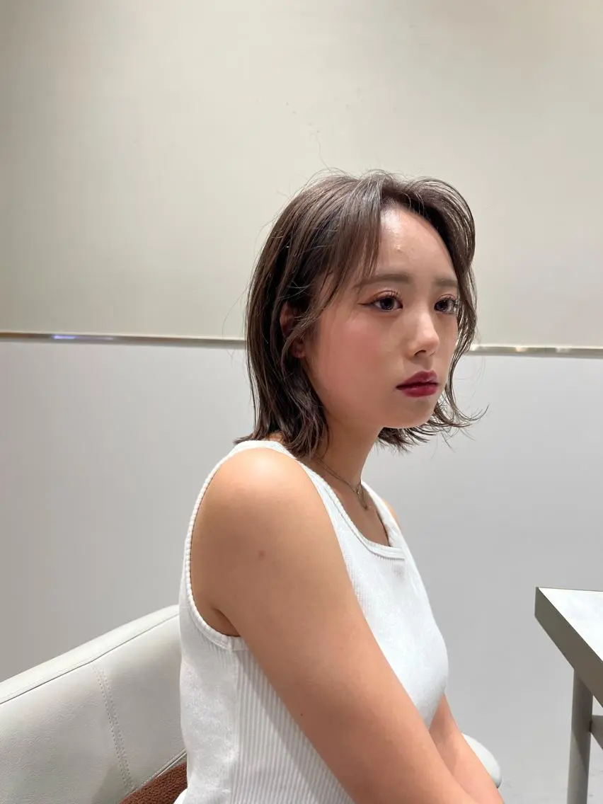 ショート カラー ベージュカラー 透明感カラー グレージュ ボブ カット ヘアカラー トリートメント レイヤー専門家 ダブルカラー修のヘアスタイル