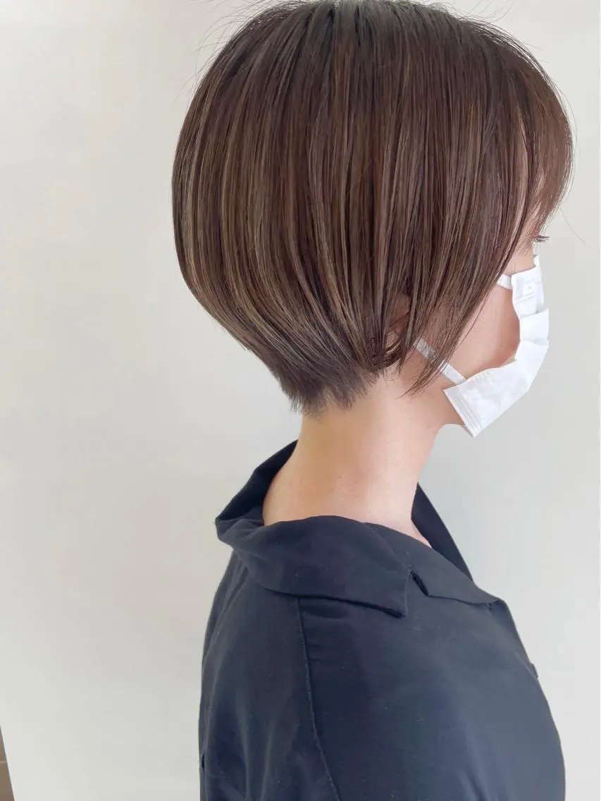 ショート カラー 丸みショート ベージュカラー ショートヘア カット ヘアカラー 齋藤 咲のヘアスタイル