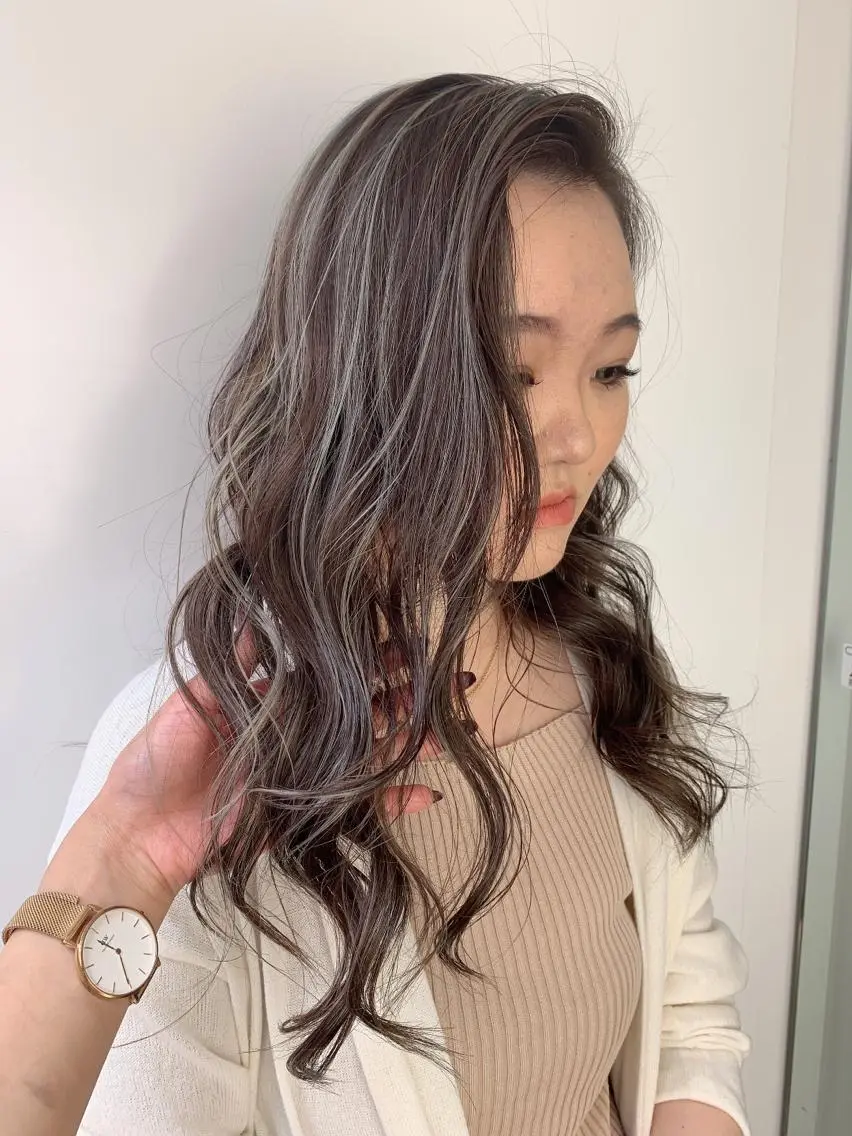 ロング カラー パーマ ヘアアレンジ メンズ まつげと眉 Meliaのマツエク・マツパデザイン