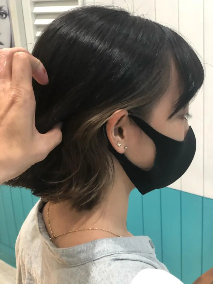 ミディアム カラー 切りっぱなしボブ インナーカラー ボブ Snaly カラー特化ページのヘアスタイル