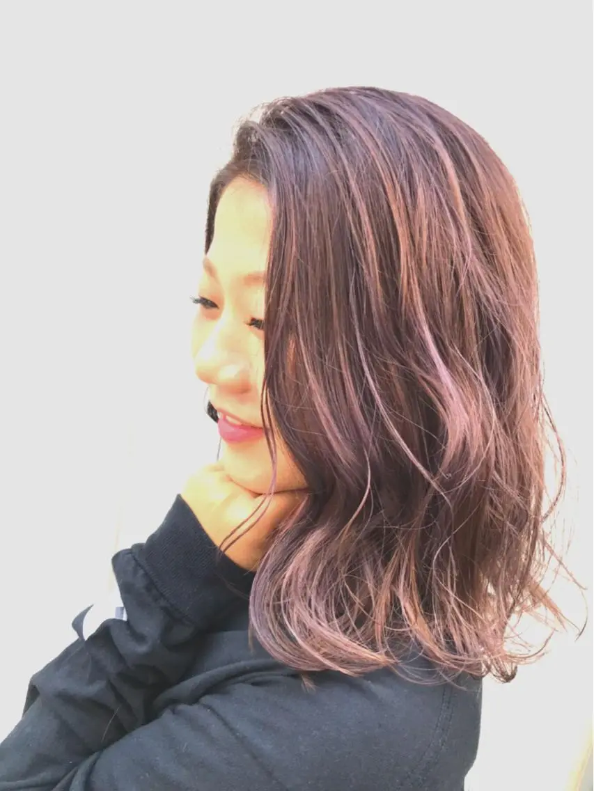 セミロング 高梨 里穂のヘアスタイル