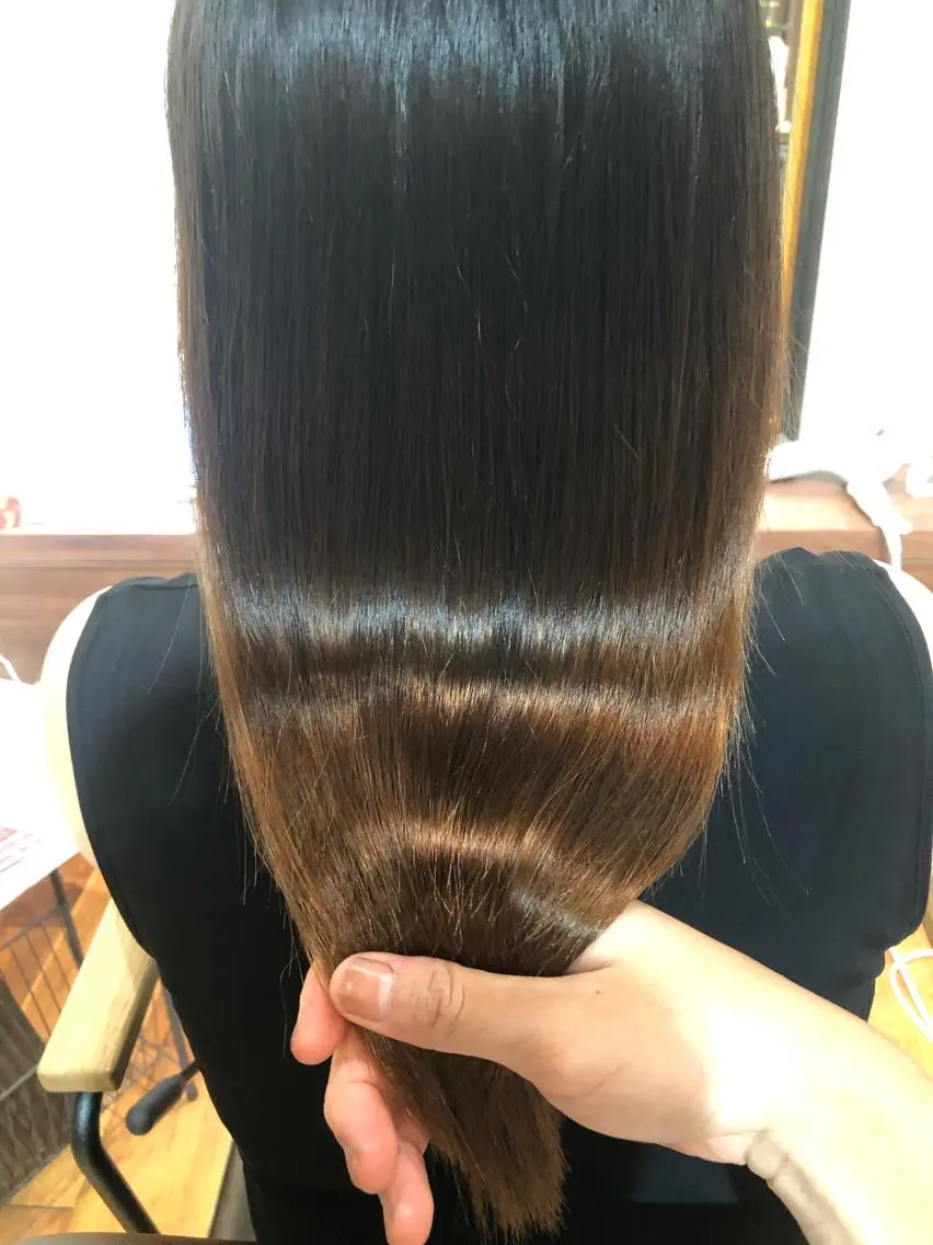 セミロング パーマ 上品な大人レイヤー 🍀渋谷🍀濱口敬太のヘアスタイル