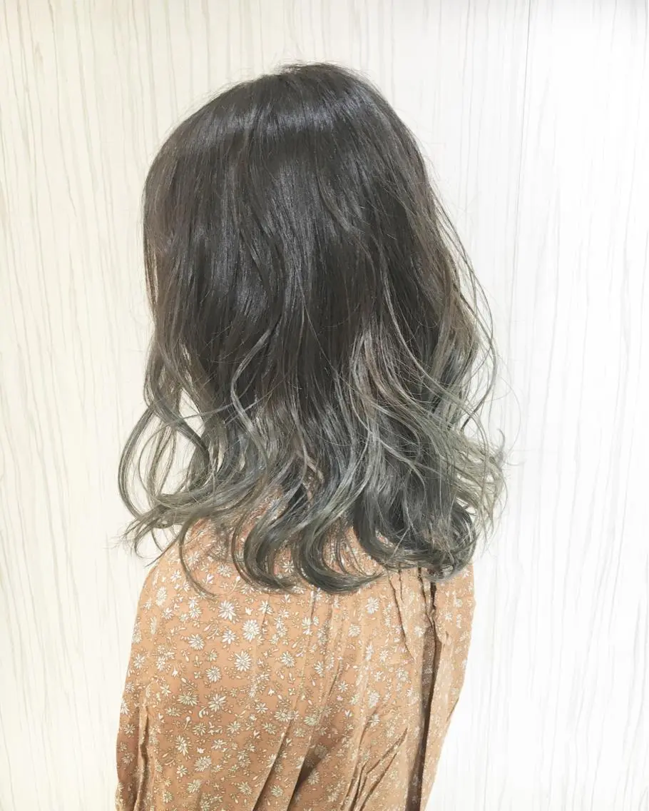 ショート ミディアム セミロング カラー パーマ ヘアアレンジ アッシュ グラデーションカラー ✨艶髪✨透明感✨ 山内大樹のヘアスタイル
