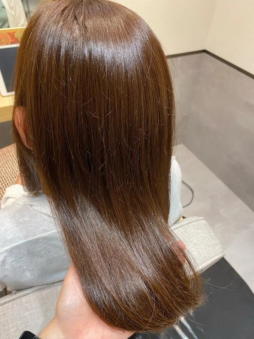 セミロング カラー カット トリートメント やまぐち あやみのヘアスタイル