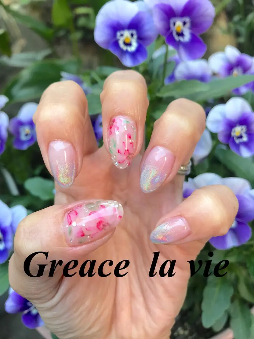 セミロング カラー パーマ ヘアアレンジ キッズ ネイル マツエク・マツパ Greace  la vieのネイルデザイン