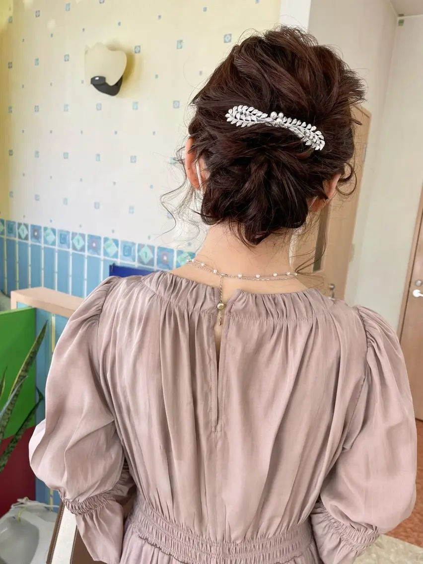 セミロング ヘアアレンジ yui .のヘアスタイル